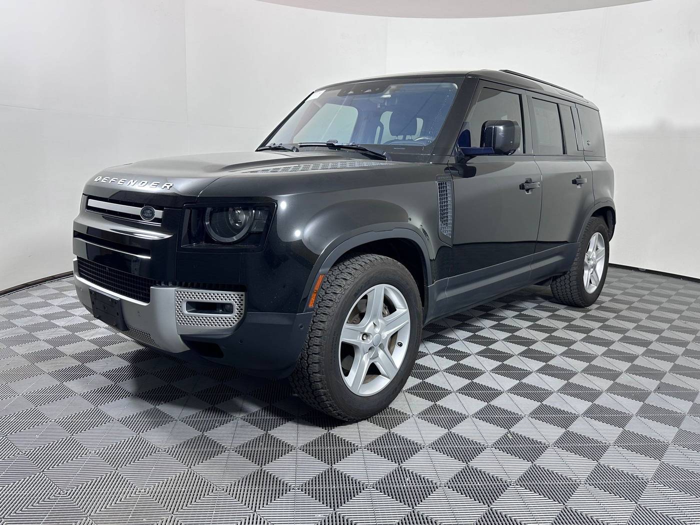 2020 Land Rover Defender SE — SUV — 109,442 mi — Houston, TX