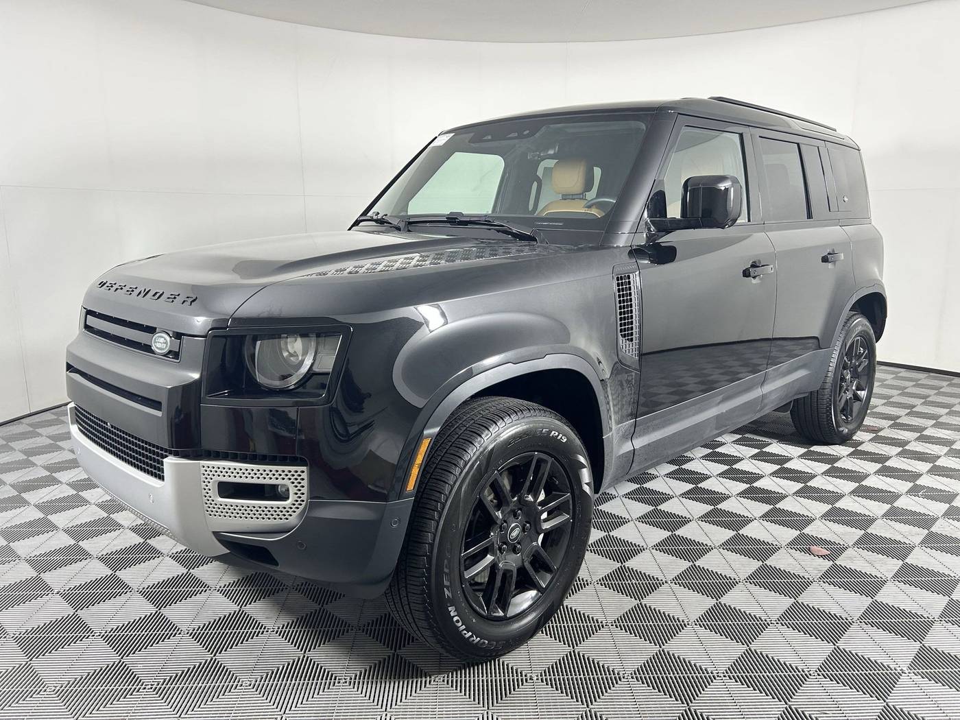 2024 Land Rover Defender S — SUV — 11,495 mi — Houston, TX