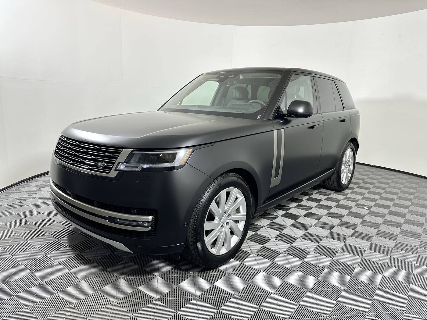 2025 Land Rover Range Rover SE — SUV — 5,511 mi — Houston, TX