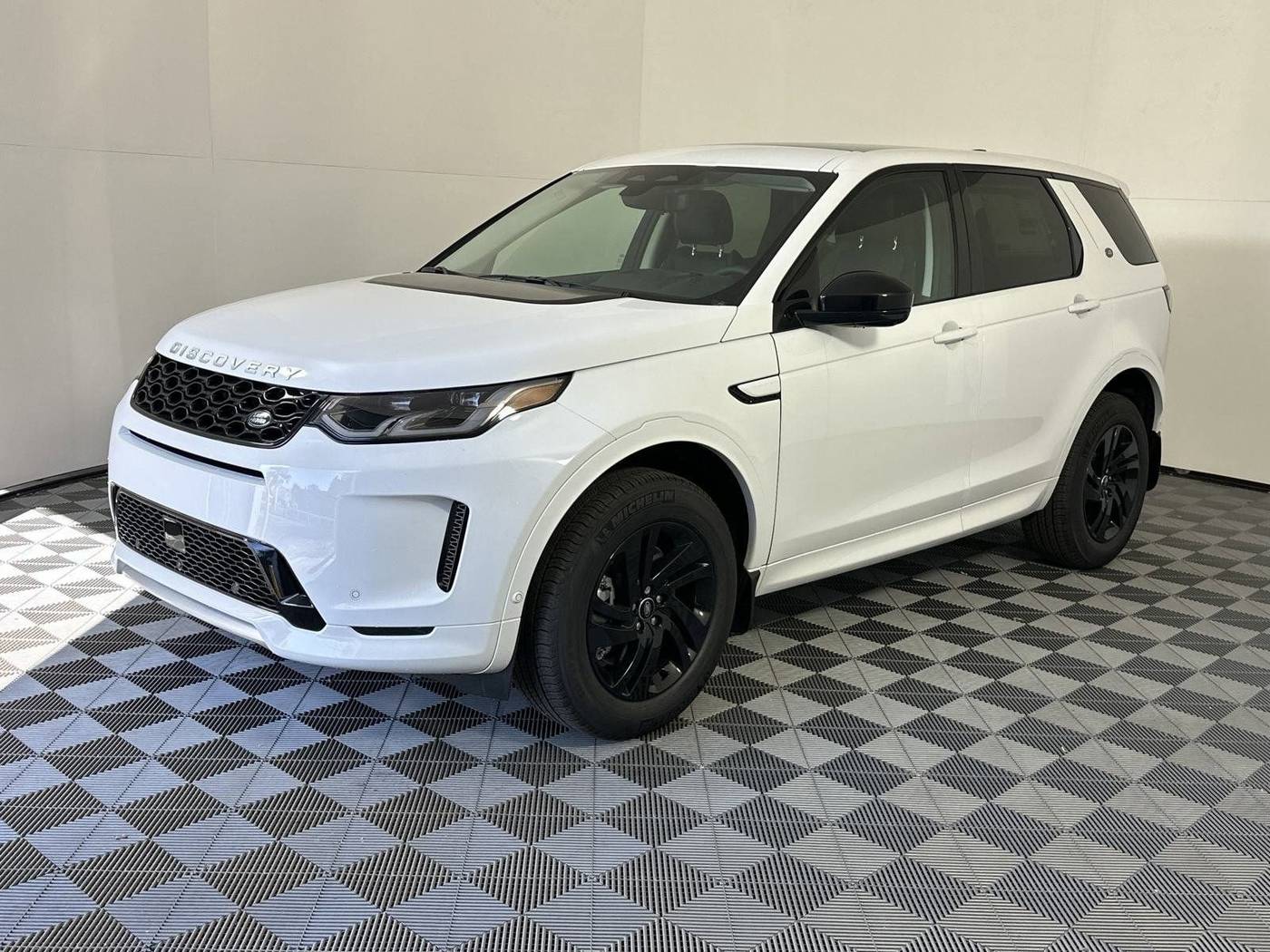 2025 Land Rover Discovery Sport S — SUV — 4,772 mi — Houston, TX