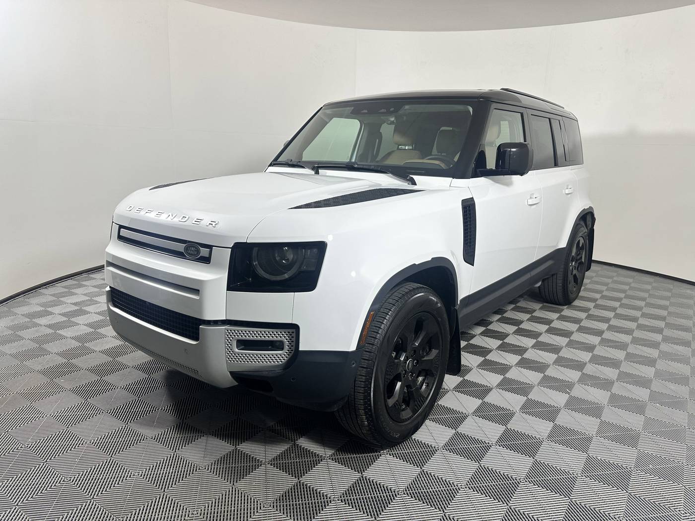 2025 Land Rover Defender S — SUV — 11,785 mi — Houston, TX