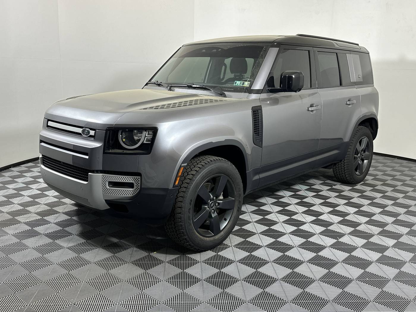 2023 Land Rover Defender S — SUV — 19,770 mi — Houston, TX