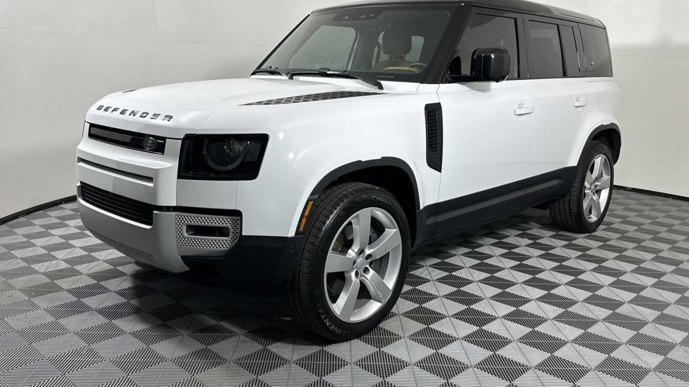 2024 Land Rover Defender SE — SUV — 4,648 mi — Houston, TX