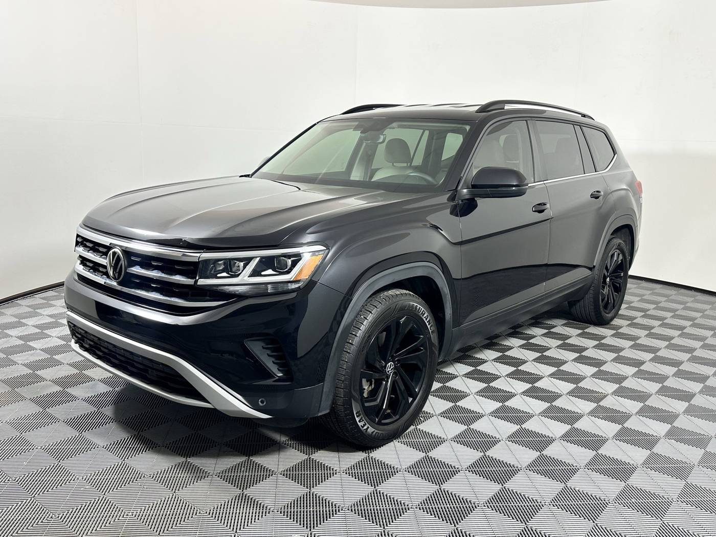 2021 Volkswagen Atlas SE with Technology — SUV — 38,583 mi — Houston, TX