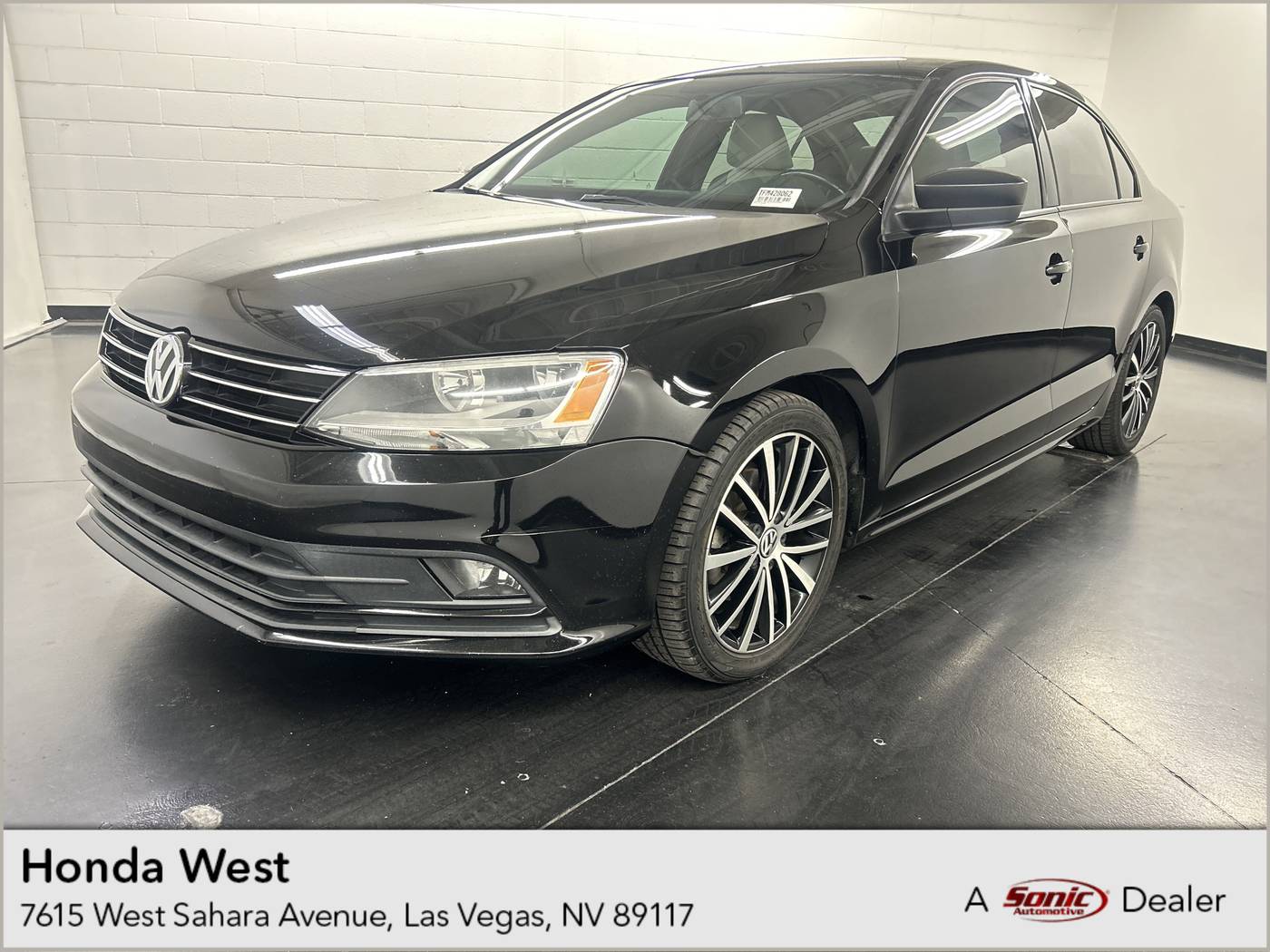 2015 Volkswagen Jetta 1.8T Sport — Sedan — 105,901 mi — Las Vegas, NV
