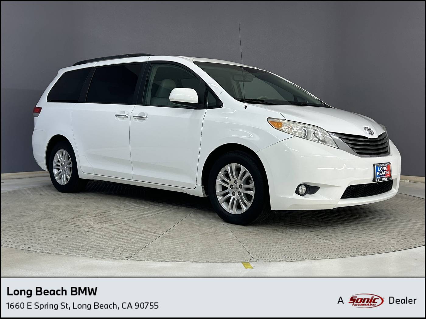 2013 Toyota Sienna XLE — Minivan — 50,213 mi — Long Beach, CA