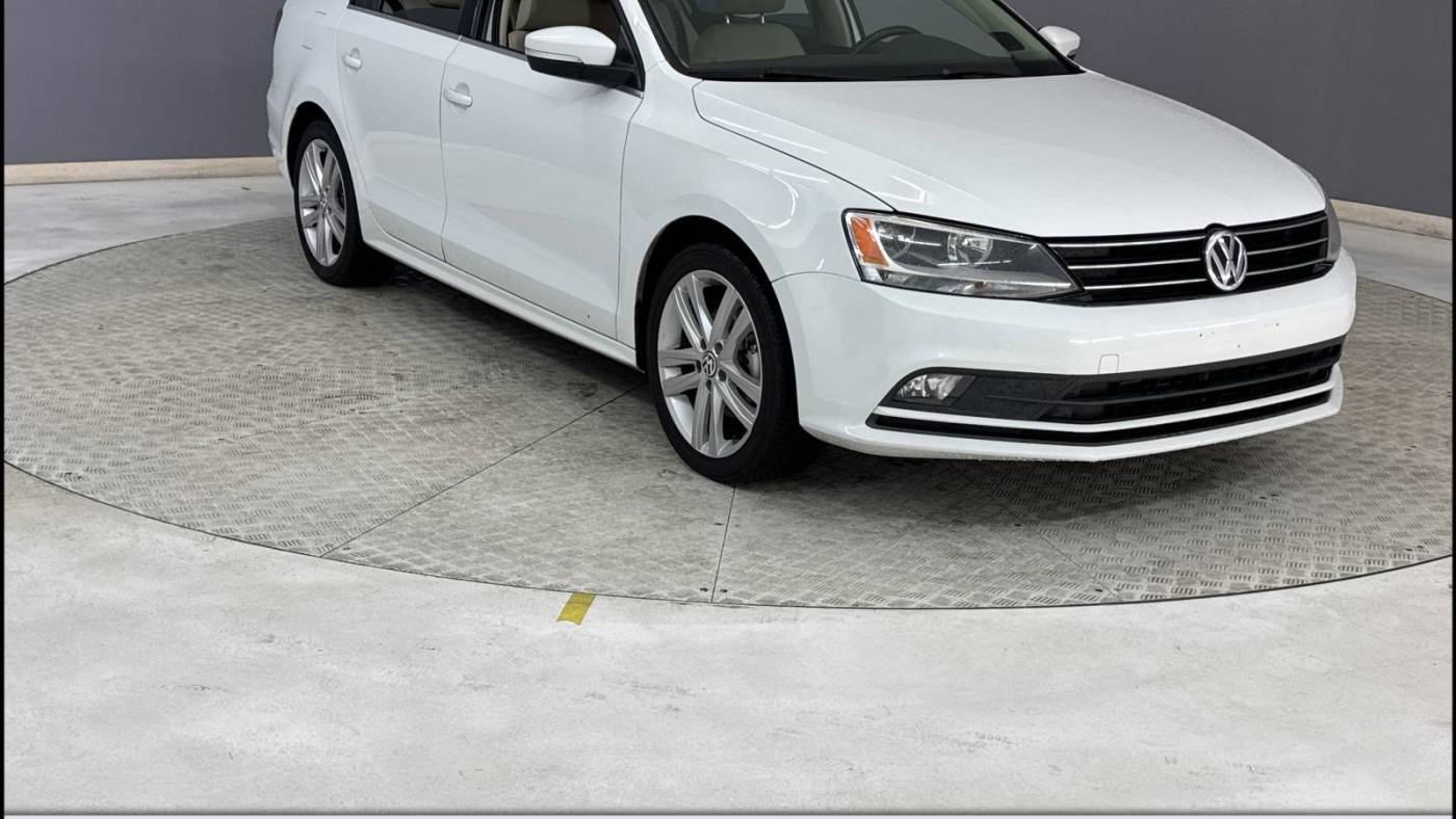 2015 Volkswagen Jetta TDI SEL — Sedan — 145,610 mi — Long Beach, CA
