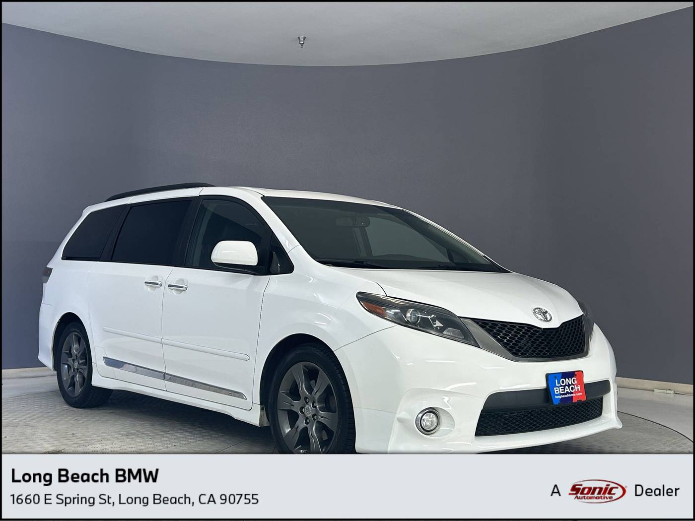 2015 Toyota Sienna SE — Minivan — 172,165 mi — Long Beach, CA