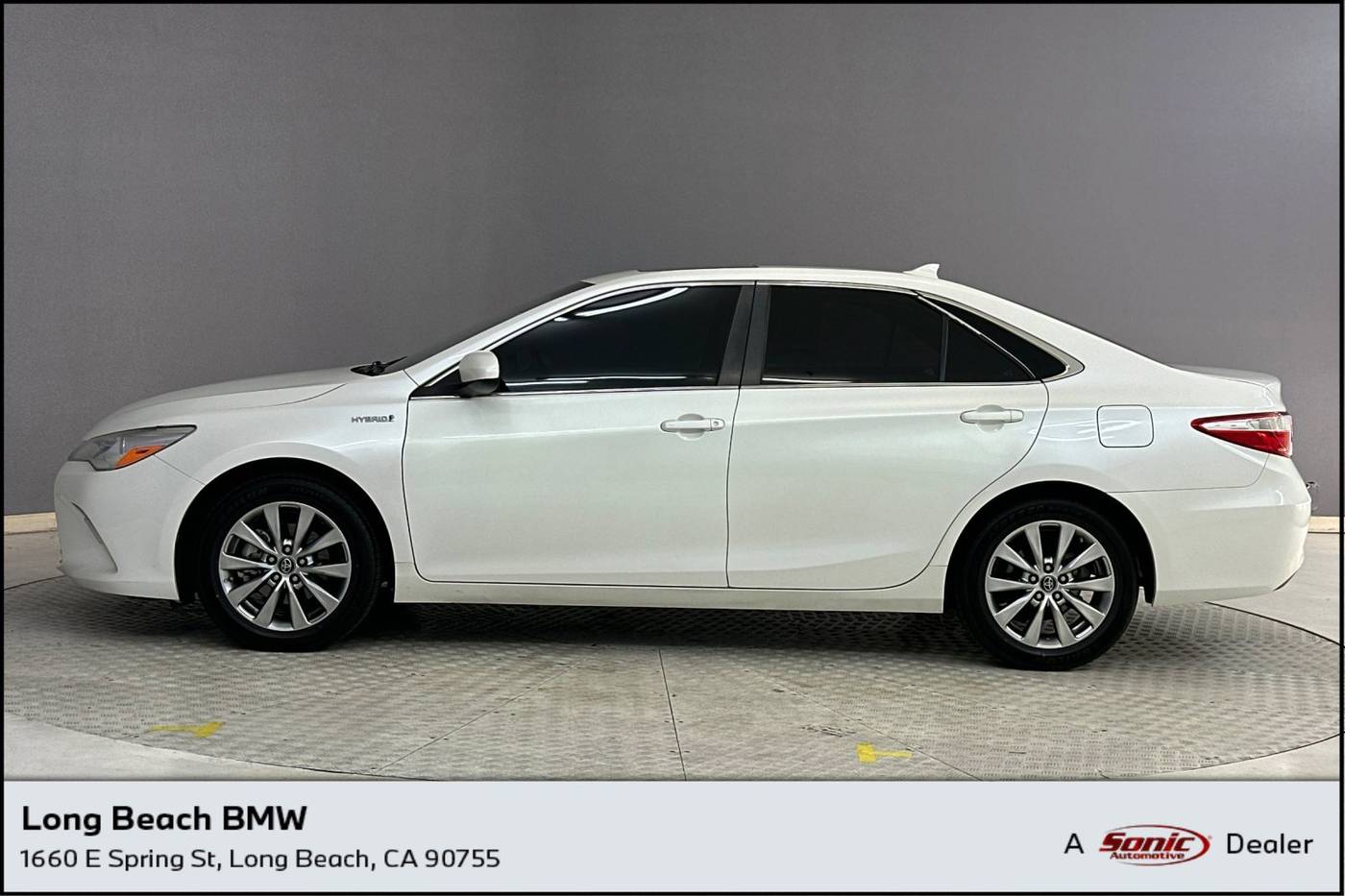 2017 Toyota Camry Hybrid LE — Sedan — 84,832 mi — Long Beach, CA