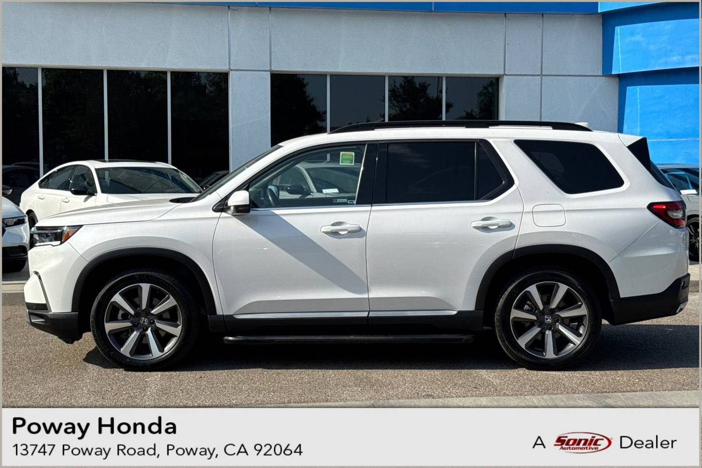 2023 Honda Pilot Touring — SUV — 19,444 mi — Poway, CA