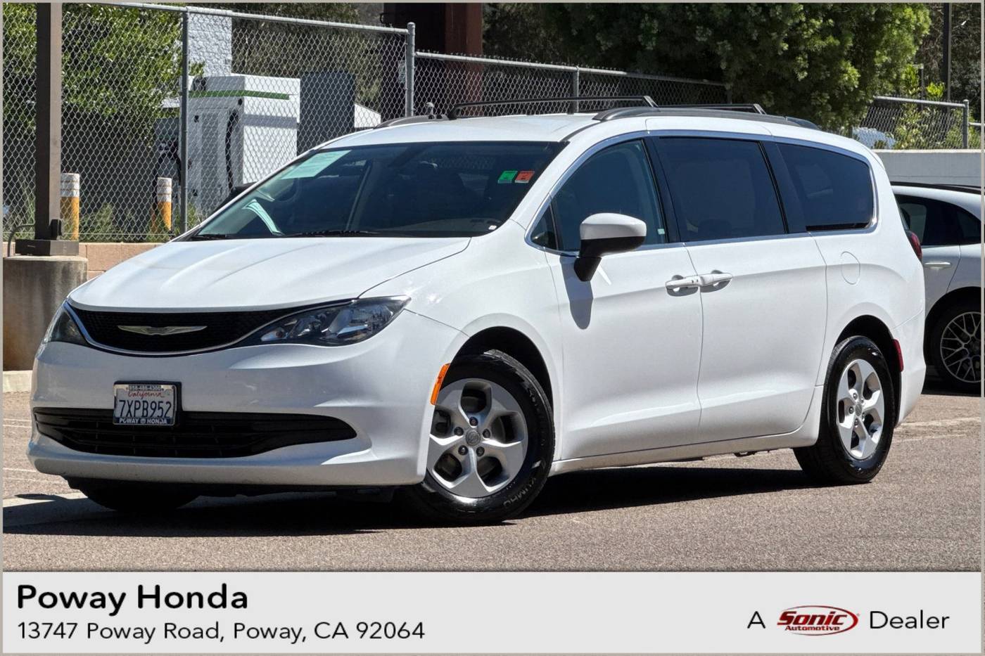 2017 Chrysler Pacifica LX — Minivan — 107,659 mi — Poway, CA