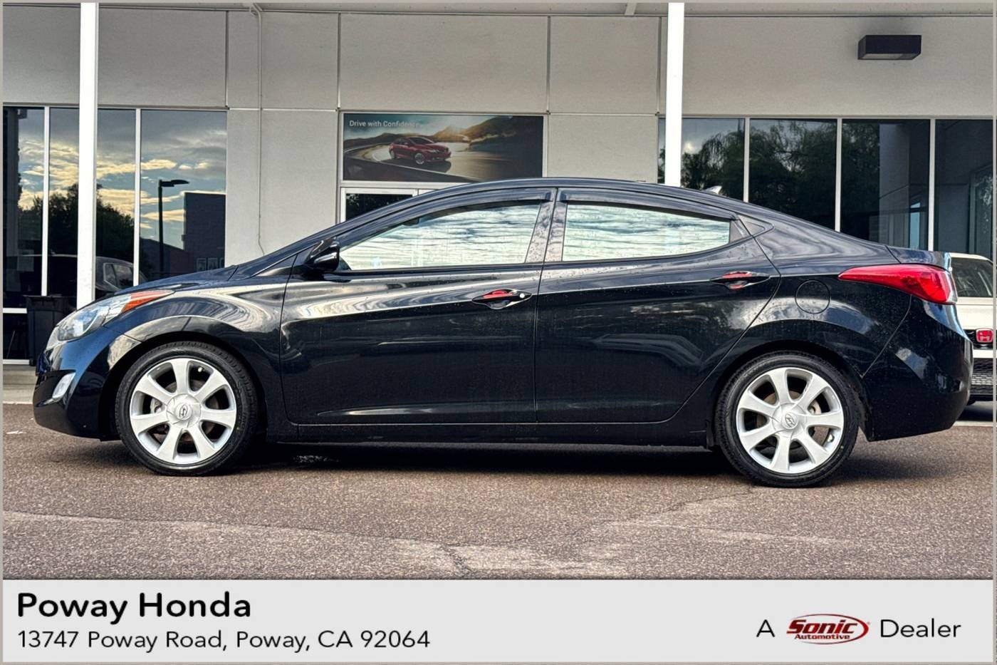 2013 Hyundai Elantra Limited — Sedan — 101,575 mi — Poway, CA