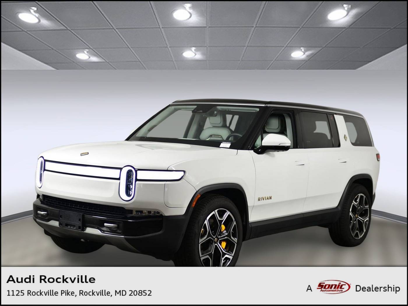2024 Rivian R1S