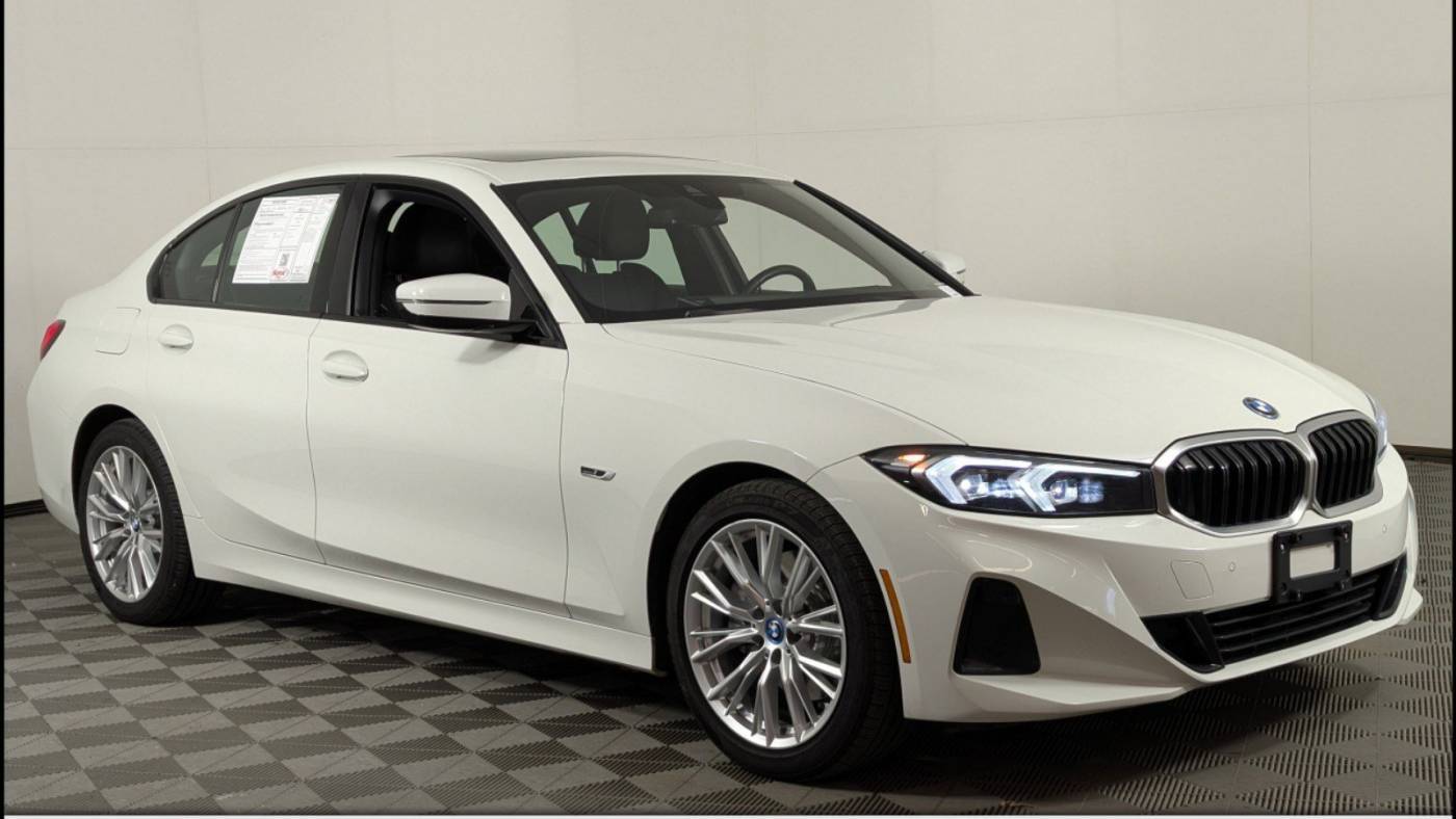 2023 BMW 3 Series 330e — Sedan — 32,111 mi — Rockville, MD