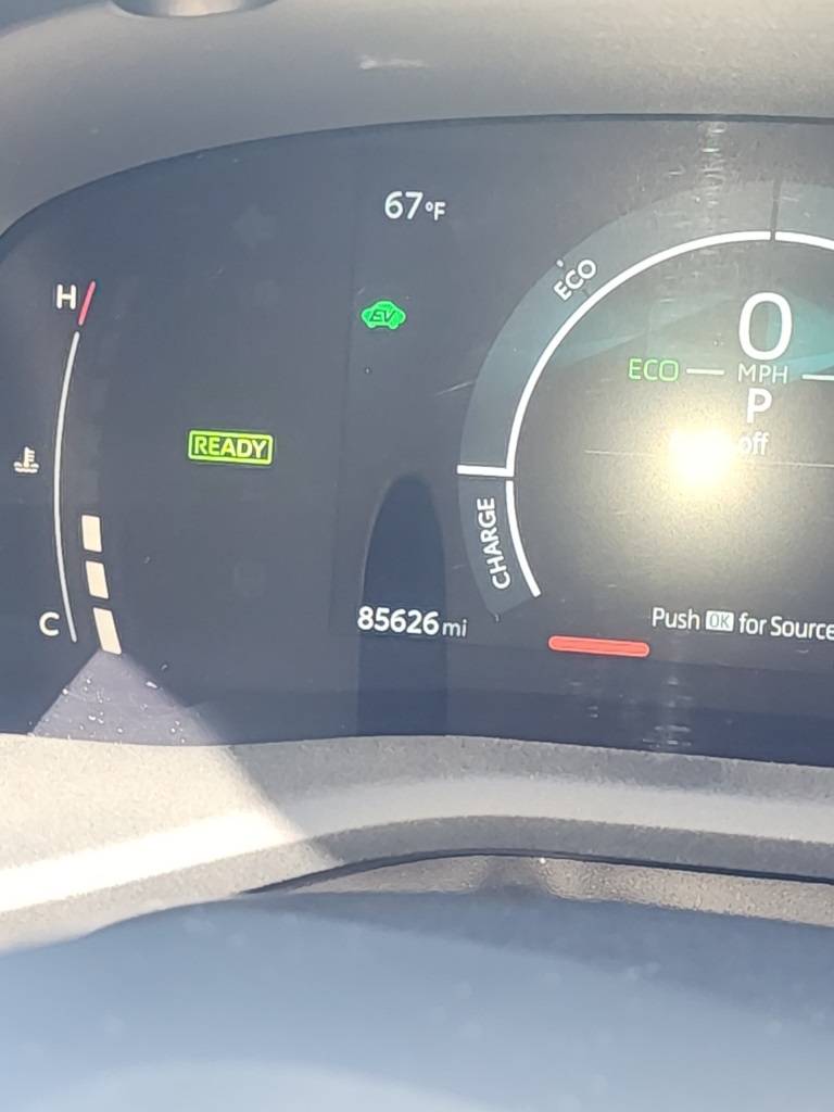 2025 Toyota Camry Hybrid SE — Sedan — 85,626 mi — San Bruno, CA