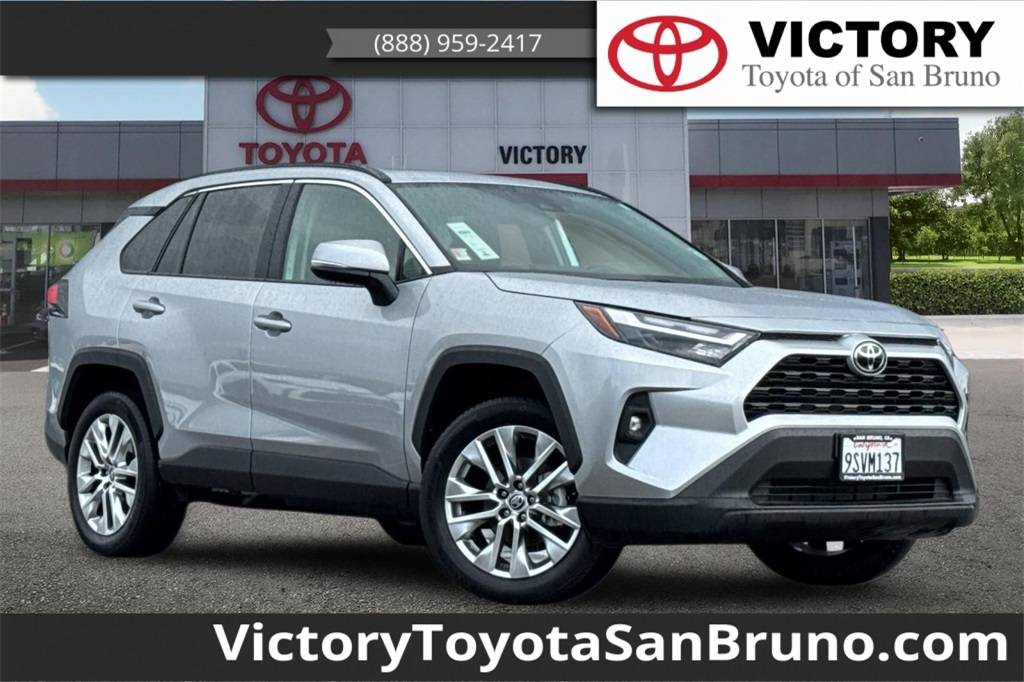 2025 Toyota RAV4 XLE Premium — SUV — 11,789 mi — San Bruno, CA