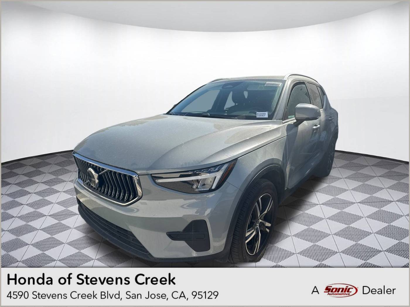 2024 Volvo XC40 Core — SUV — 32,239 mi — Santa Clara, CA