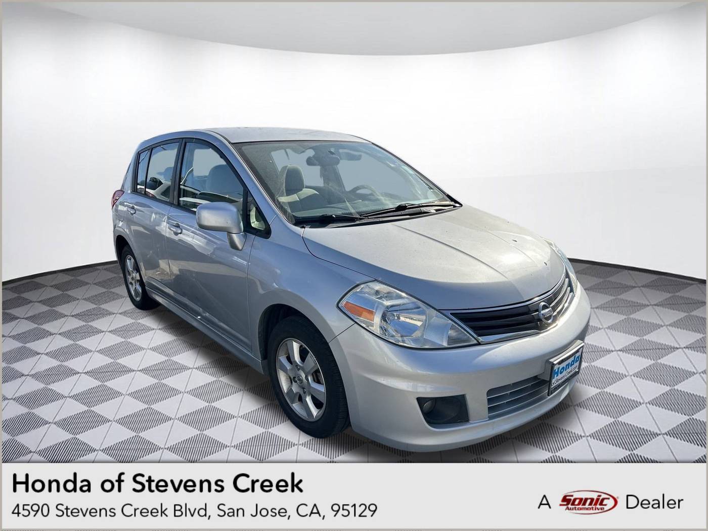 2010 Nissan Versa 1.8 SL — Hatchback — 89,325 mi — Santa Clara, CA