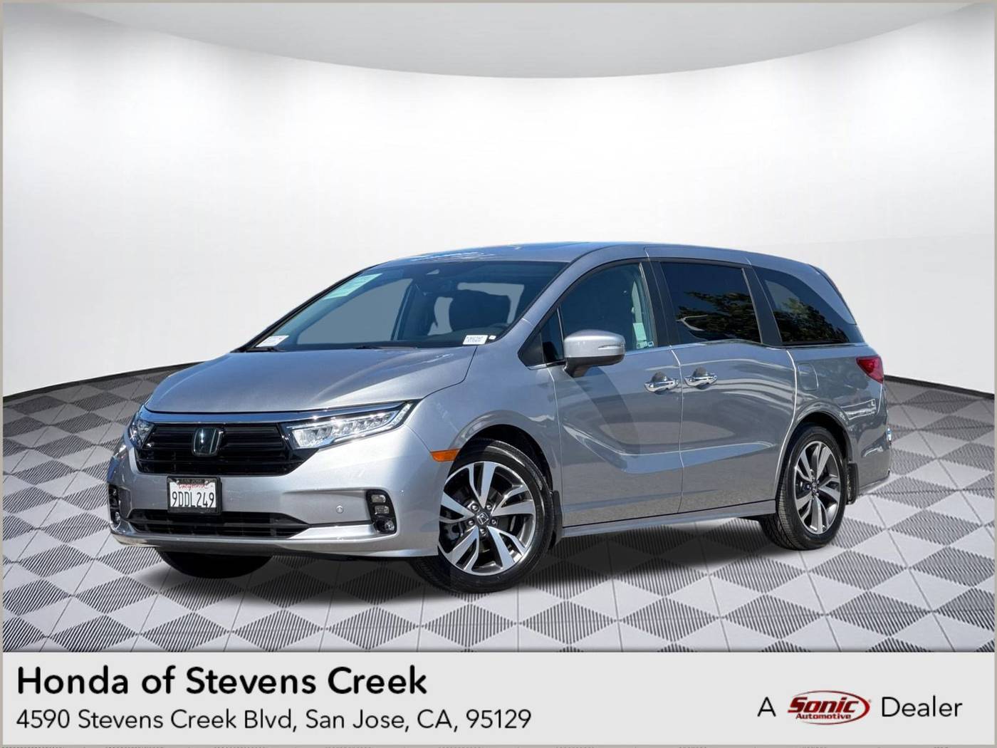 2023 Honda Odyssey Touring — Minivan — 28,620 mi — Santa Clara, CA