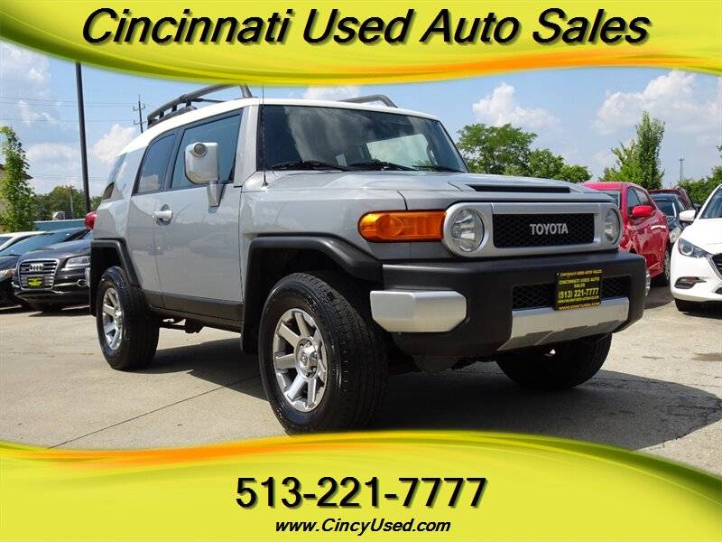 2014 Toyota FJ Cruiser Base — SUV — 141,847 mi — Cincinnati, OH