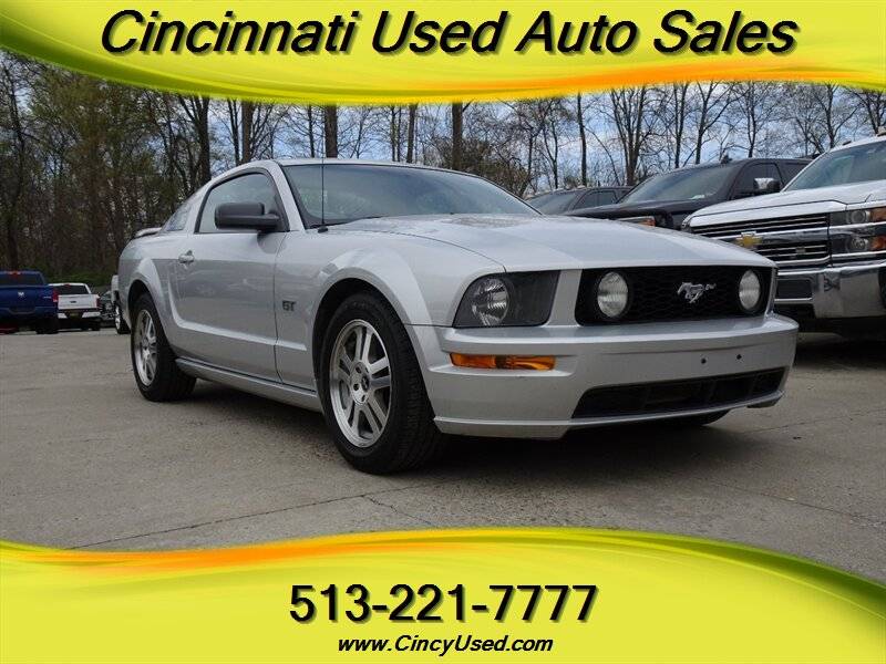 2006 Ford Mustang GT Premium — Coupe — 35,197 mi — Cincinnati, OH