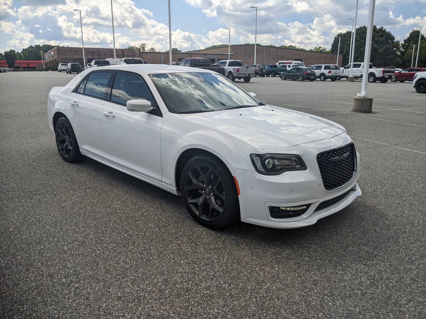 2022 Chrysler 300 Touring L — Sedan — 58,497 mi — Kernersville, NC