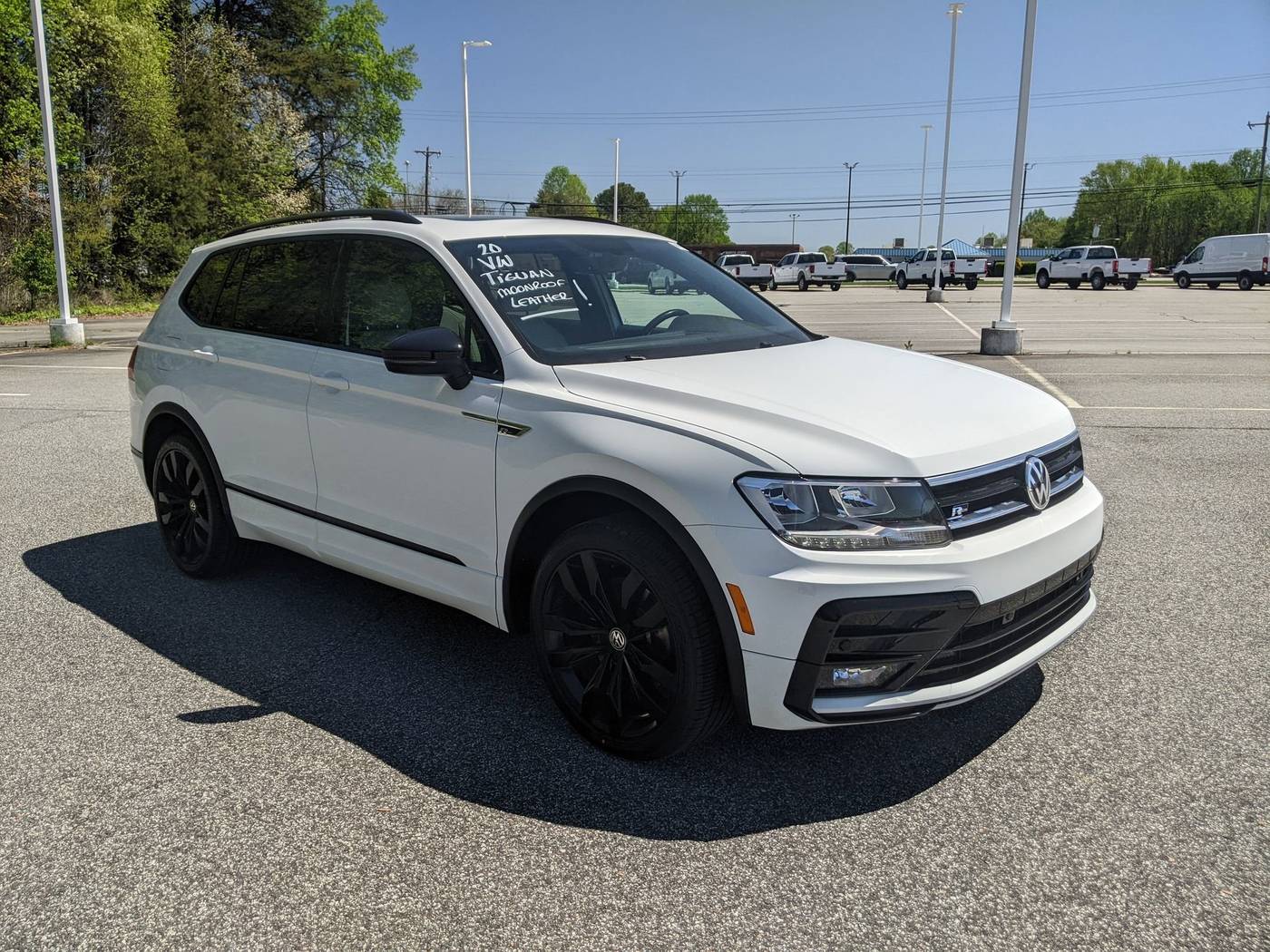 2020 Volkswagen Tiguan SE R-Line Black — SUV — 27,275 mi — Kernersville, NC