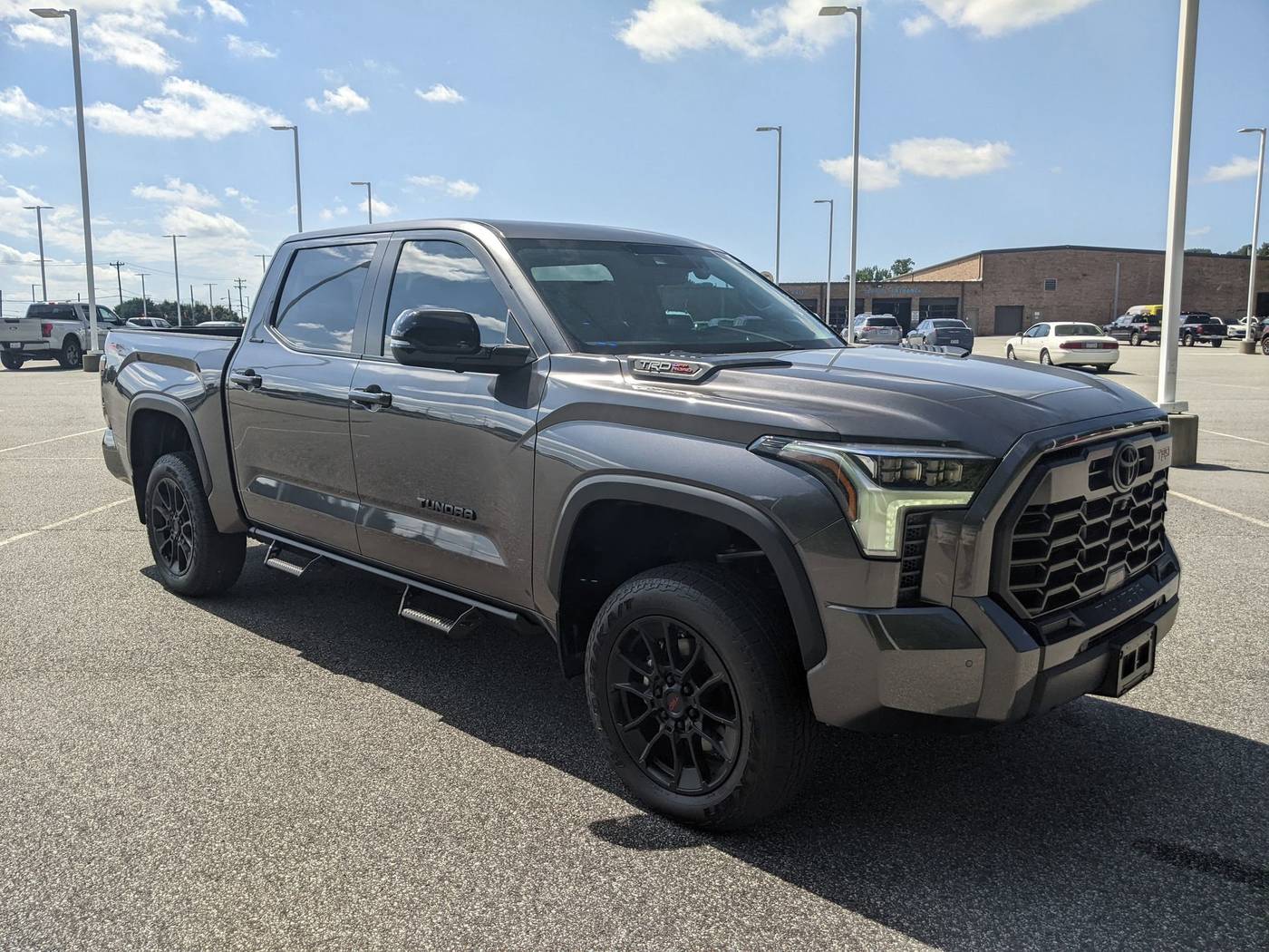 2024 Toyota Tundra Limited — Pickup Truck — 14,960 mi — Kernersville, NC