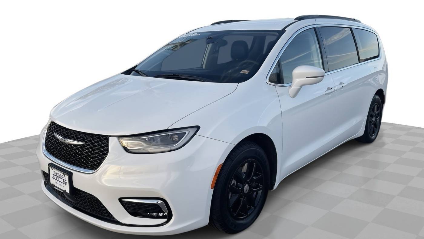 2022 Chrysler Pacifica Touring L — Minivan — 73,173 mi — Lebanon, MO
