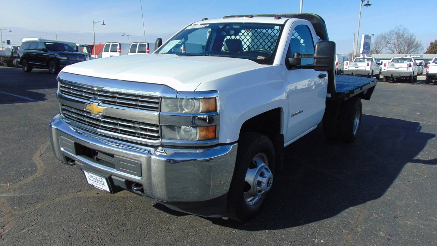 2015 Chevrolet Silverado 3500HD Chassis Cab WT — Chassis Cab Truck — 163,045 mi — Lebanon, MO