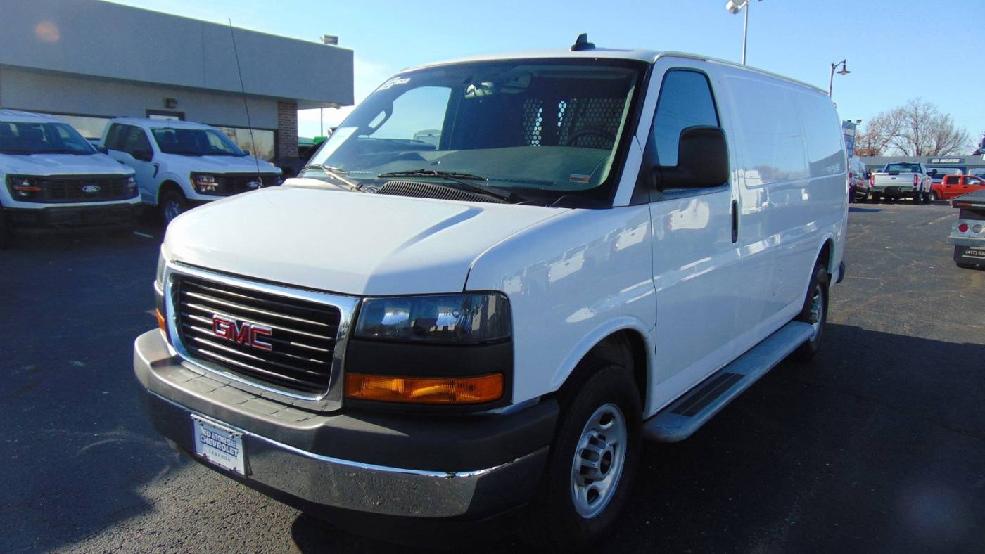 2022 GMC Savana Cargo Van Base — Cargo Van — 25,022 mi — Lebanon, MO