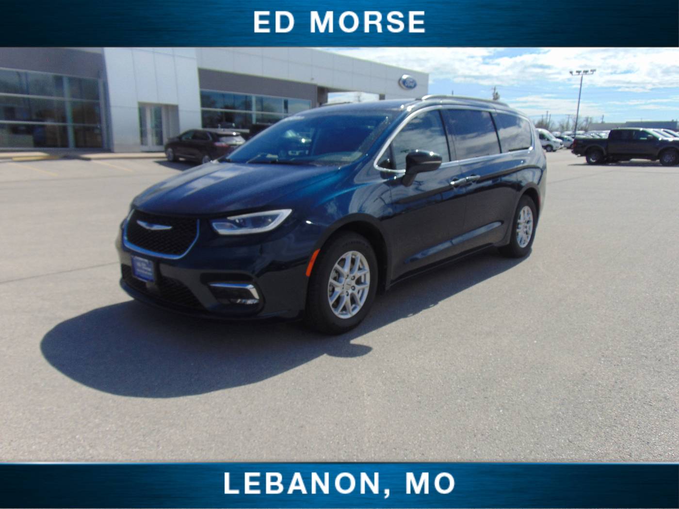 2022 Chrysler Pacifica Touring L — Minivan — 77,670 mi — Lebanon, MO
