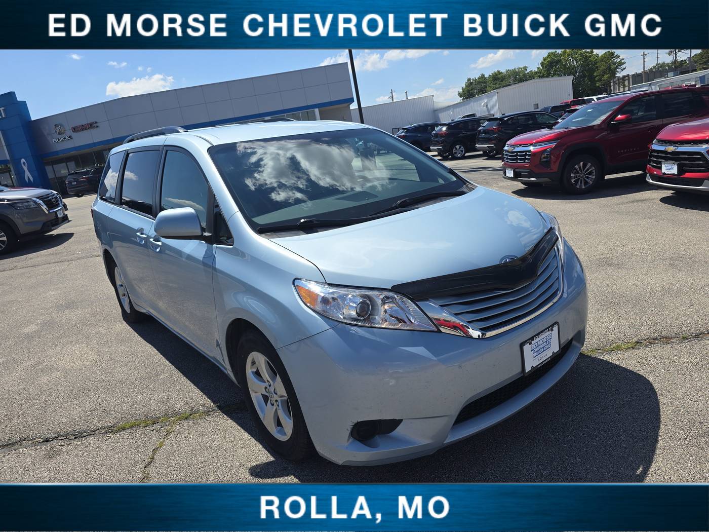 2017 Toyota Sienna LE