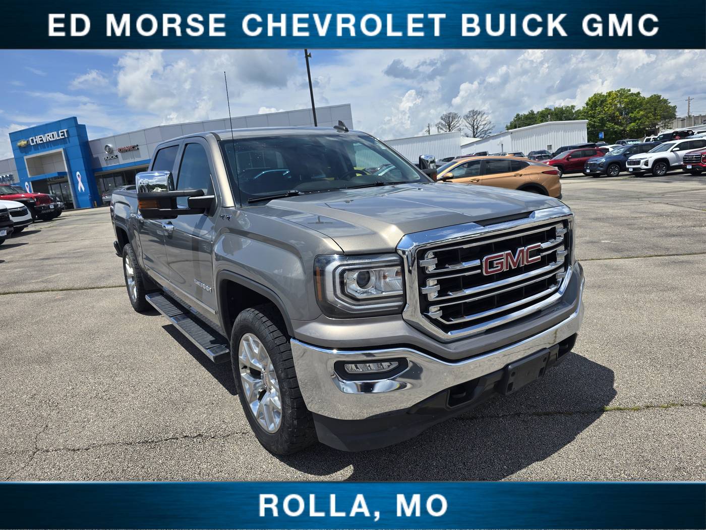 2017 GMC Sierra 1500 SLT — Pickup Truck — 114,057 mi — Rolla, MO