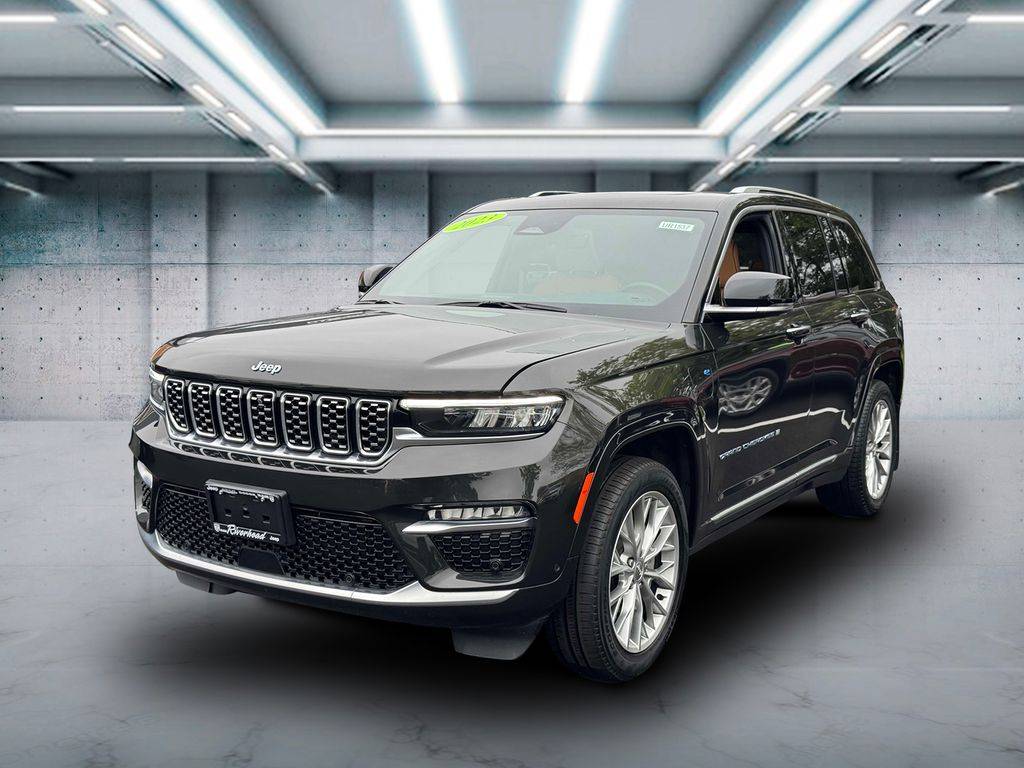 2023 Jeep Grand Cherokee Summit 4xe — SUV — 25,720 mi — Riverhead, NY