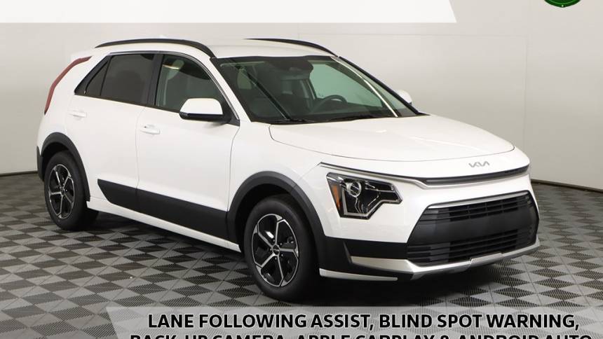 2024 Kia Niro Hybrid LX — SUV — 10,699 mi — Streetsboro, OH