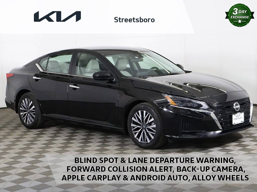 2023 Nissan Altima SV — Sedan — 16,819 mi — Streetsboro, OH