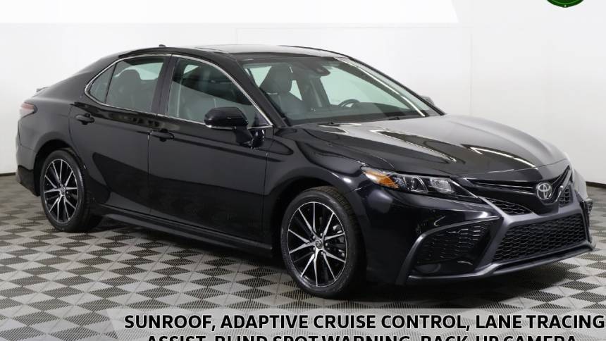 2023 Toyota Camry SE — Sedan — 50,572 mi — Streetsboro, OH