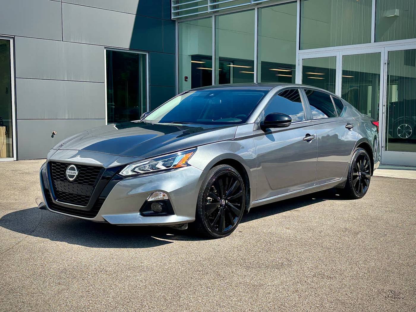 2022 Nissan Altima SR — Sedan — 51,997 mi — Bridgeport, WV