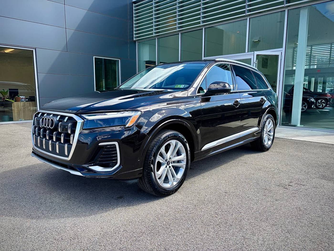2025 Audi Q7 Premium Plus — SUV — 4,434 mi — Bridgeport, WV
