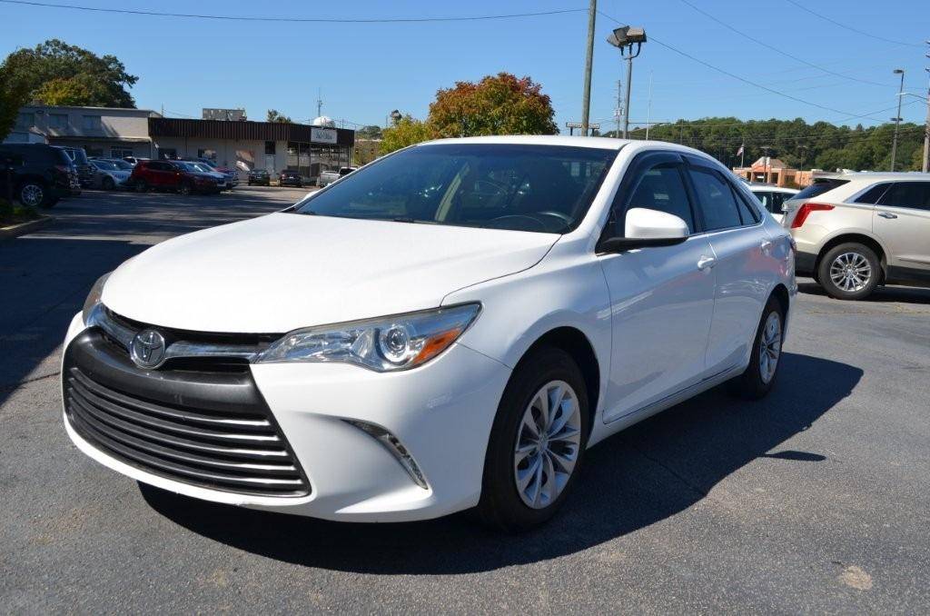 2016 Toyota Camry LE — Sedan — 97,641 mi — Lagrange, GA