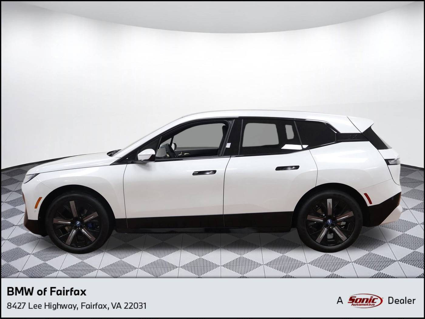 2025 BMW iX xDrive50 — SUV — 743 mi — Fairfax, VA