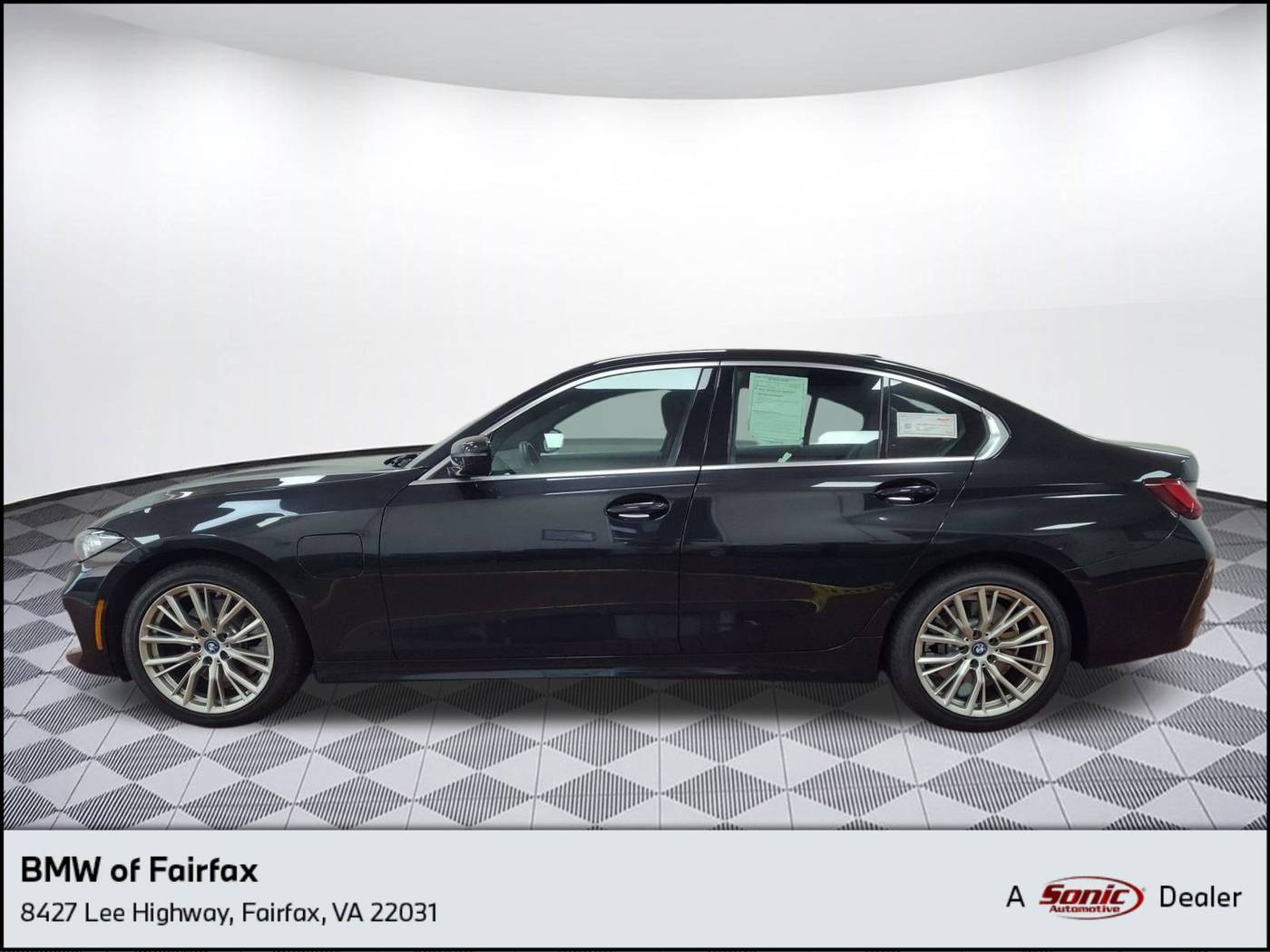 2024 BMW 3 Series 330e — Sedan — 23,200 mi — Fairfax, VA