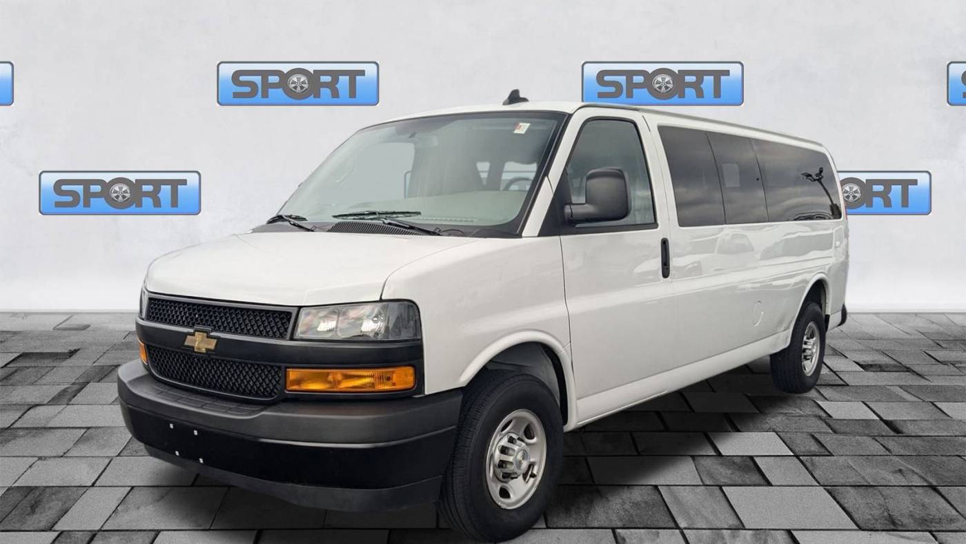 2022 Chevrolet Express Passenger LS — Passenger Van — 22,653 mi — Silver Spring, MD