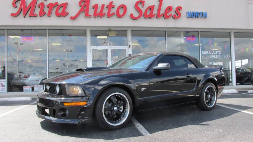 2006 Ford Mustang GT Premium — Convertible — 85,250 mi — Dayton, OH