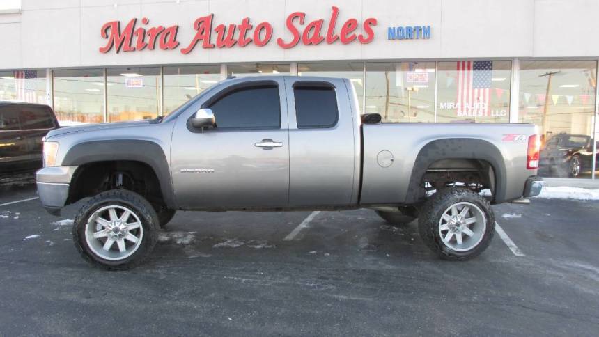 2013 GMC Sierra 1500 SLE — Pickup Truck — 111,652 mi — Dayton, OH