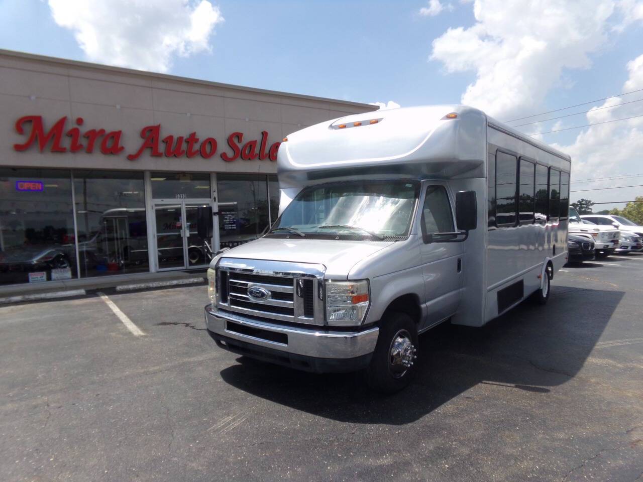 2012 Ford Econoline Commercial Cutaway E-450