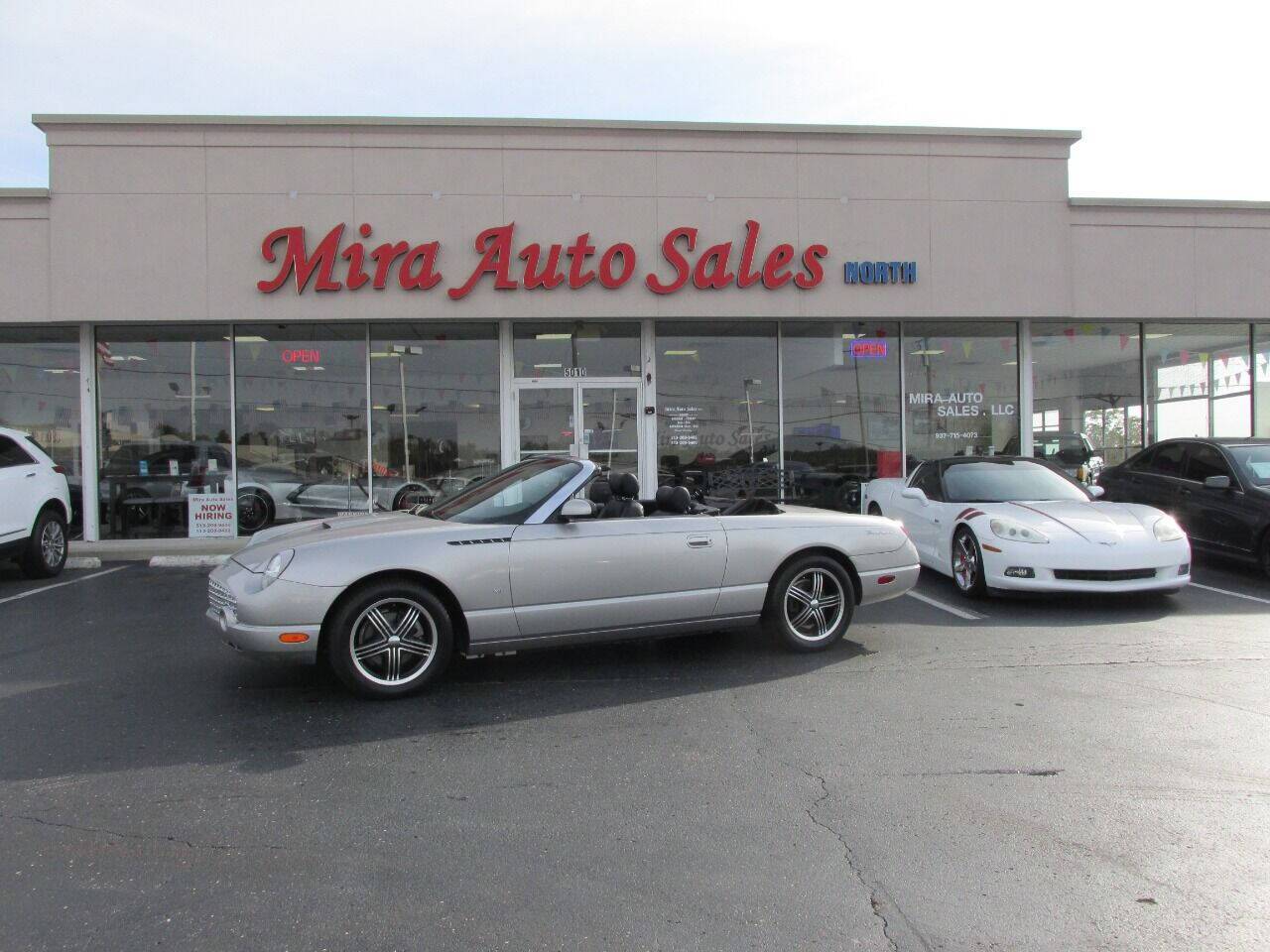 2004 Ford Thunderbird Deluxe