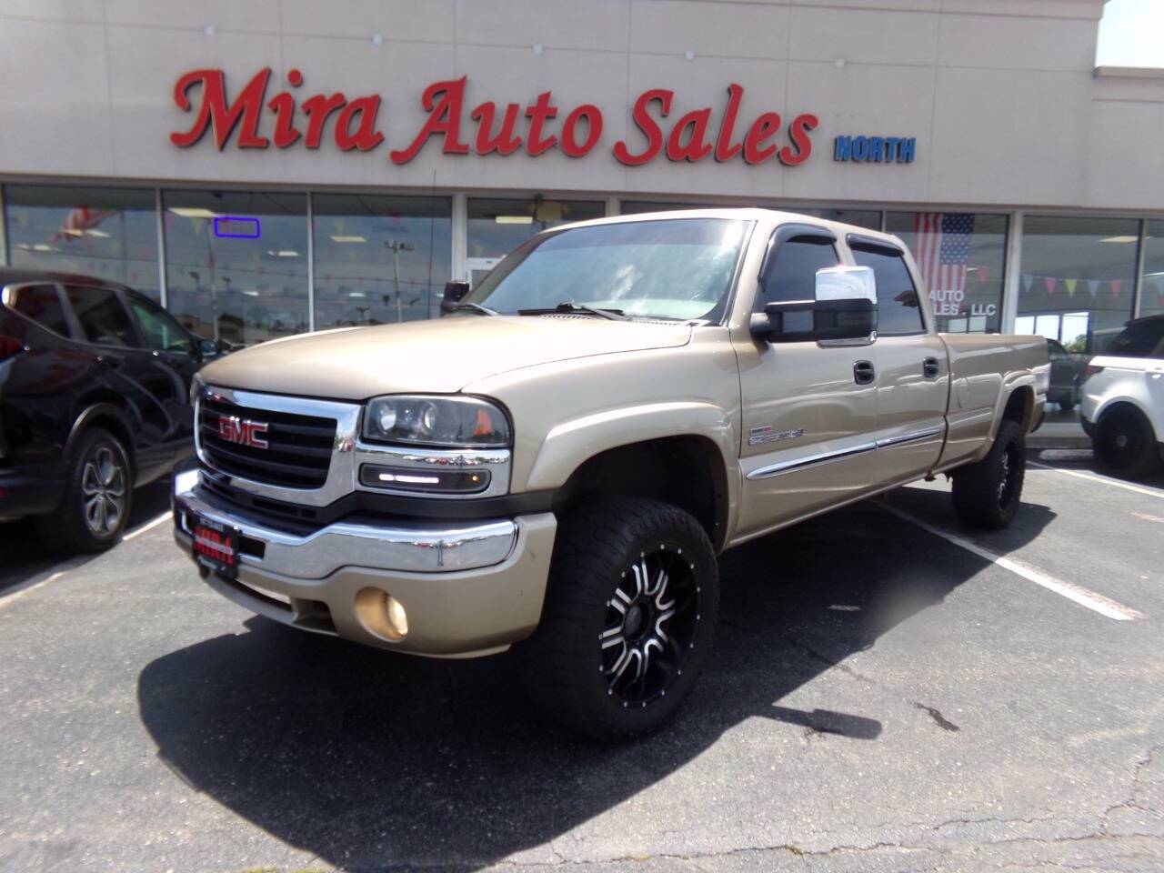 2004 GMC Sierra 2500 SLE — Pickup Truck — 202,339 mi — Dayton, OH