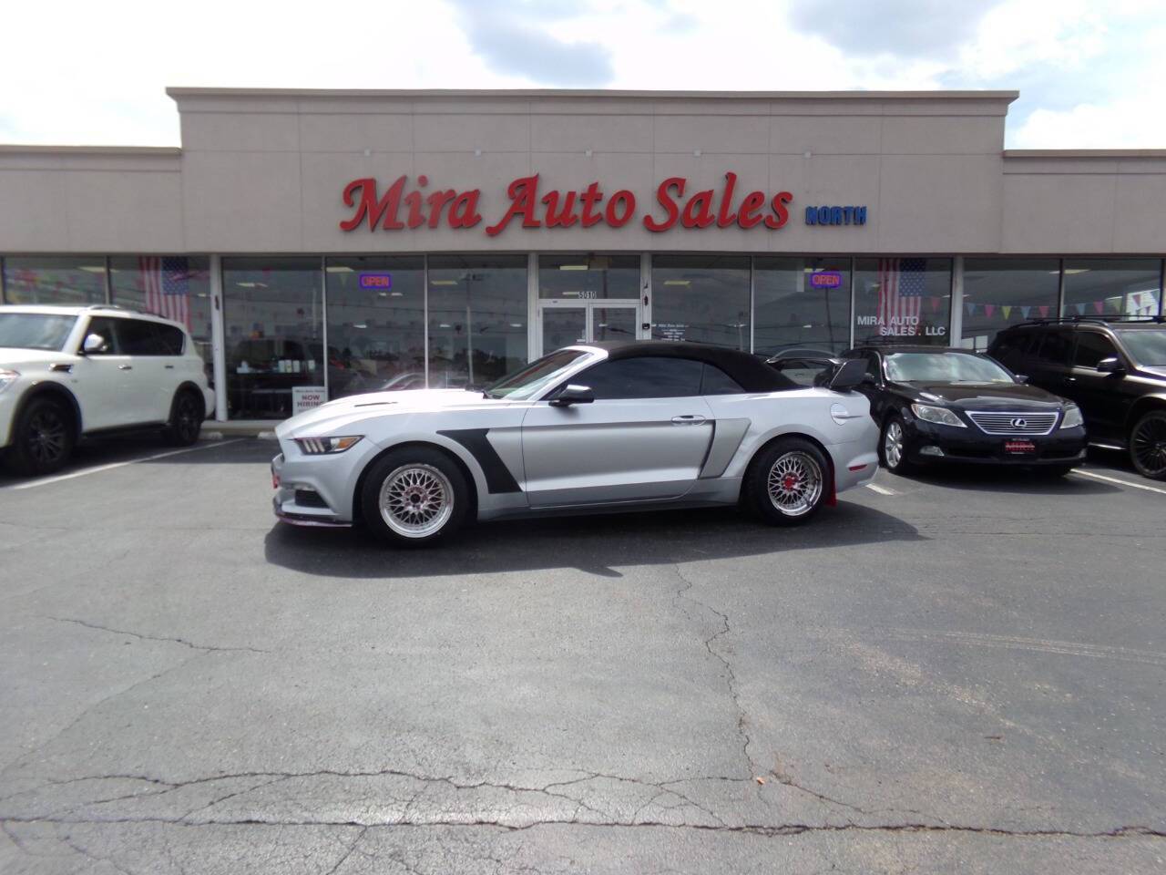 2015 Ford Mustang V6 — Convertible — 106,920 mi — Dayton, OH